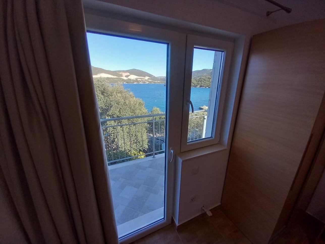 Apartments By The Sea Kabli, Peljesac - 10225 Brijesta Exterior foto